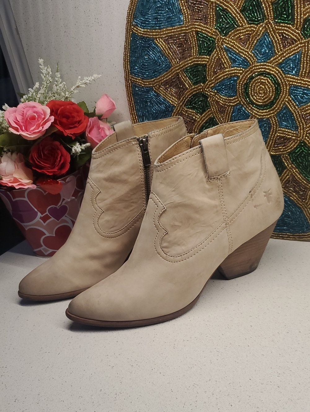 FRYE REINA Leather Ankle Booties (sz 9.5)